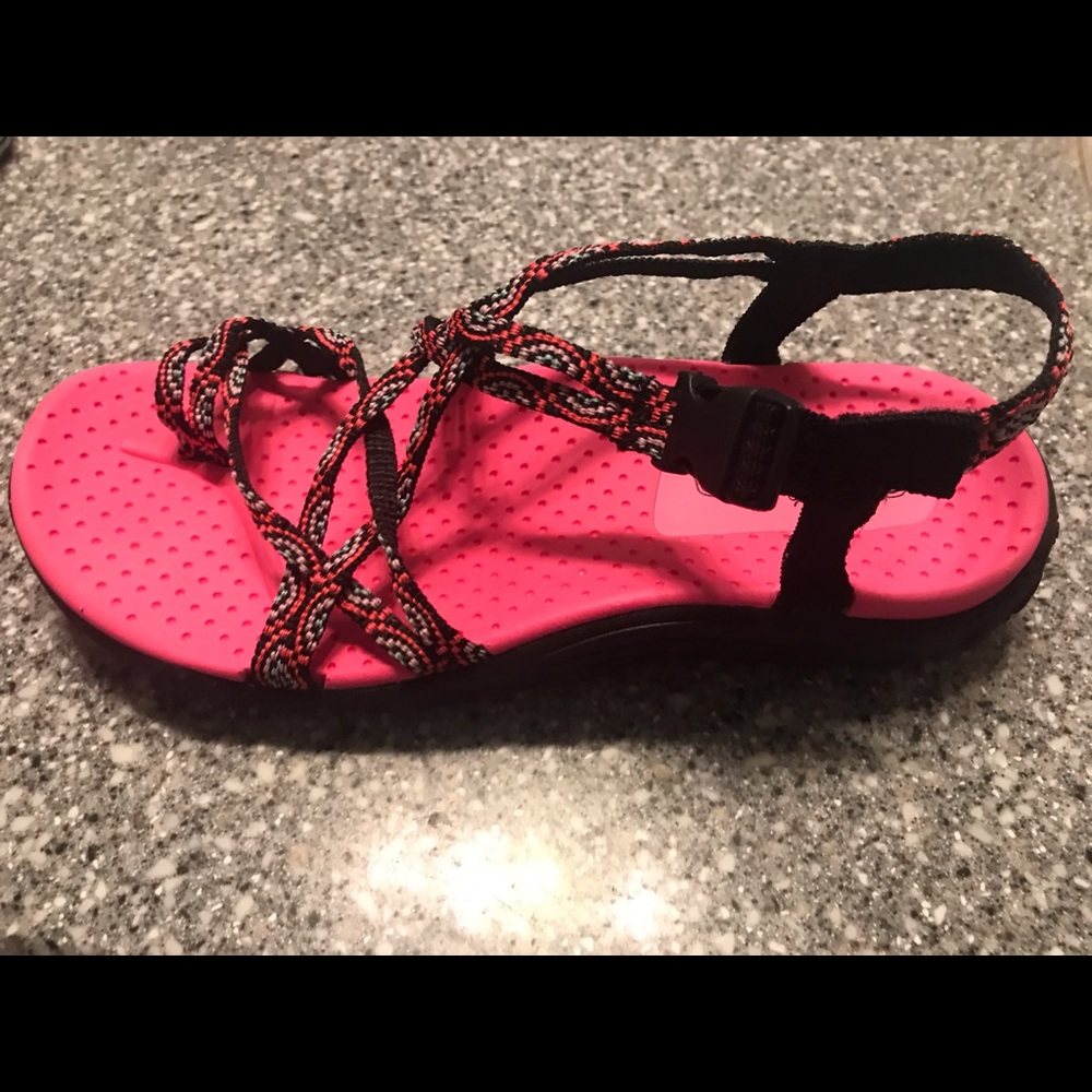Girls Sketchers sandals size 1. New, No tags